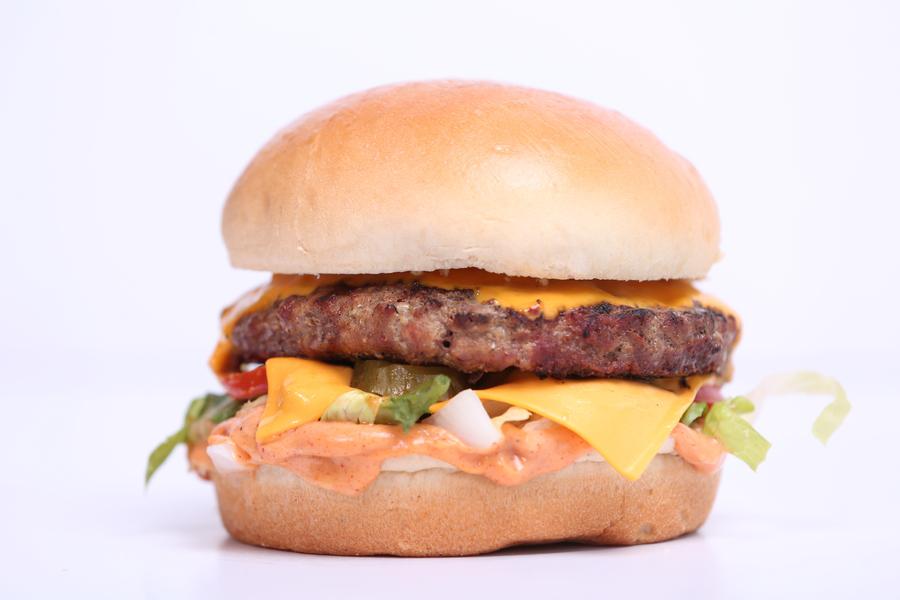 Crane Burger delivery in King Abdul Aziz International Airport